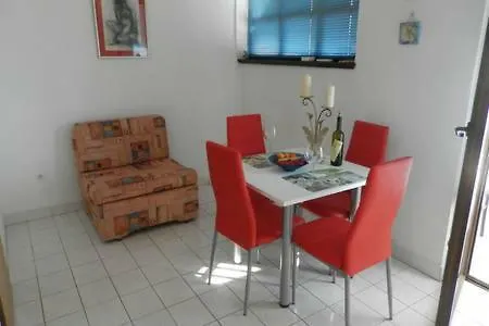 Apartman Vesna Апартаменты *